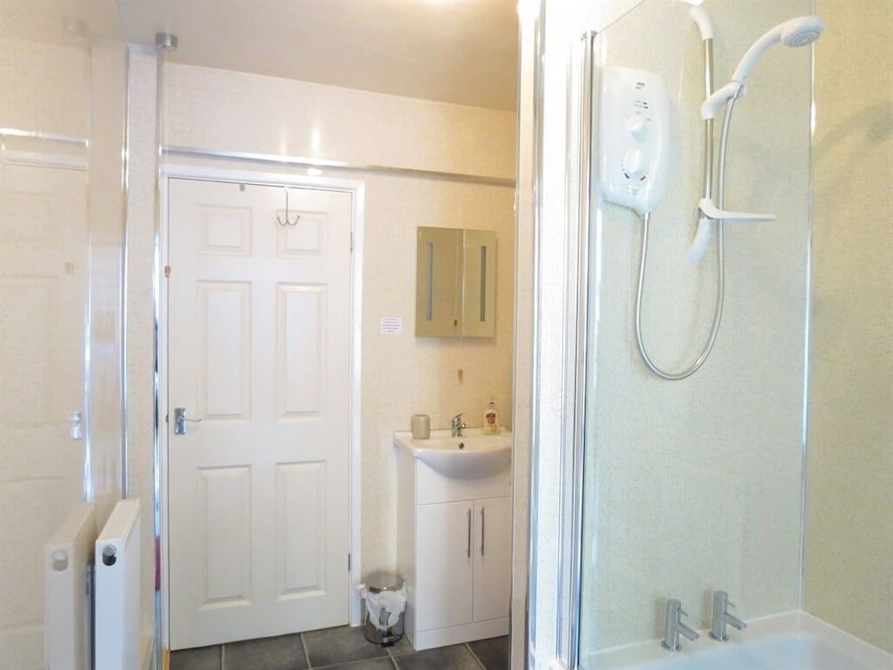 The Wyche Inn Standard Apartment, Ensuite (Ground Floor) 3