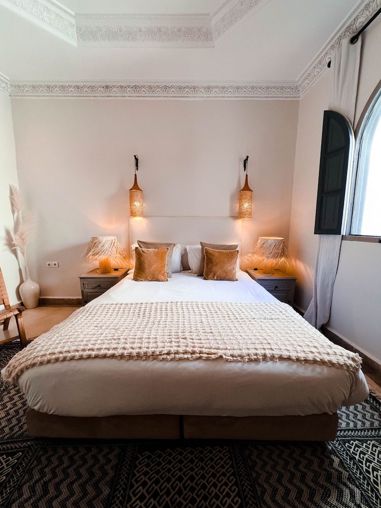 Riad Jonan Deluxe Double or Twin Room, Refrigerator, Courtyard Area 12