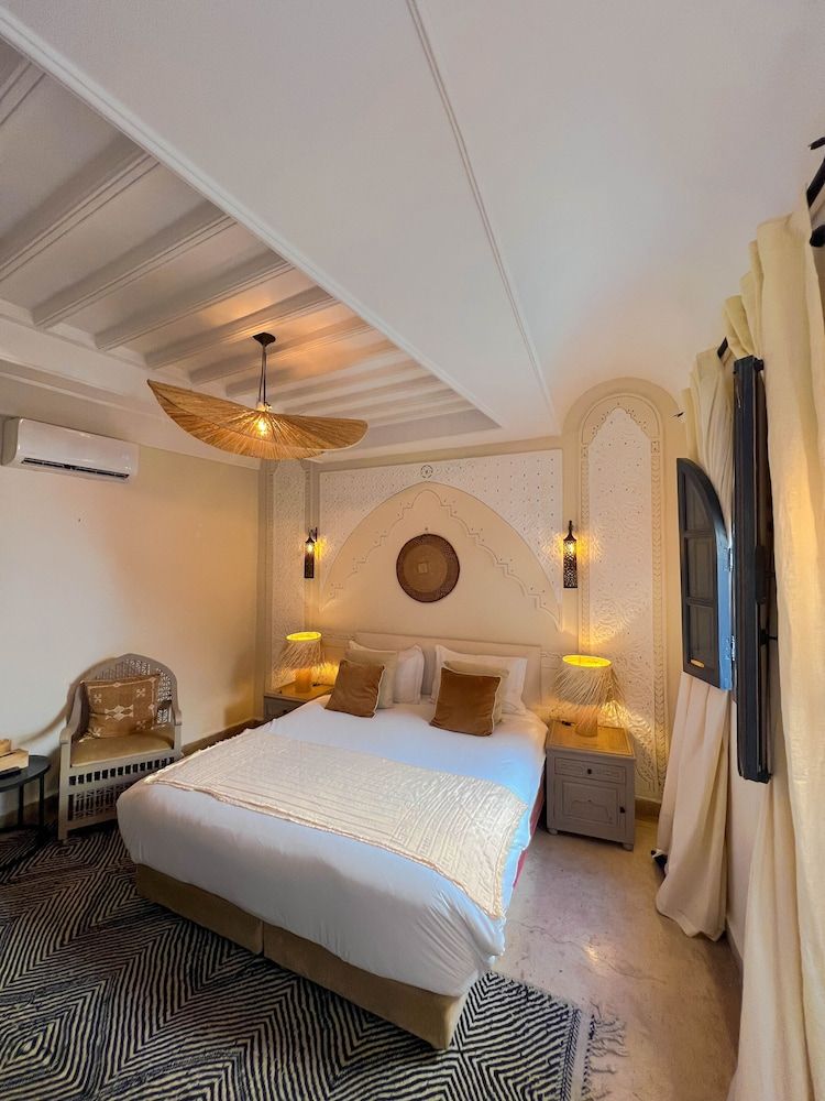 Riad Jonan Deluxe Double or Twin Room, Refrigerator, Courtyard Area 10