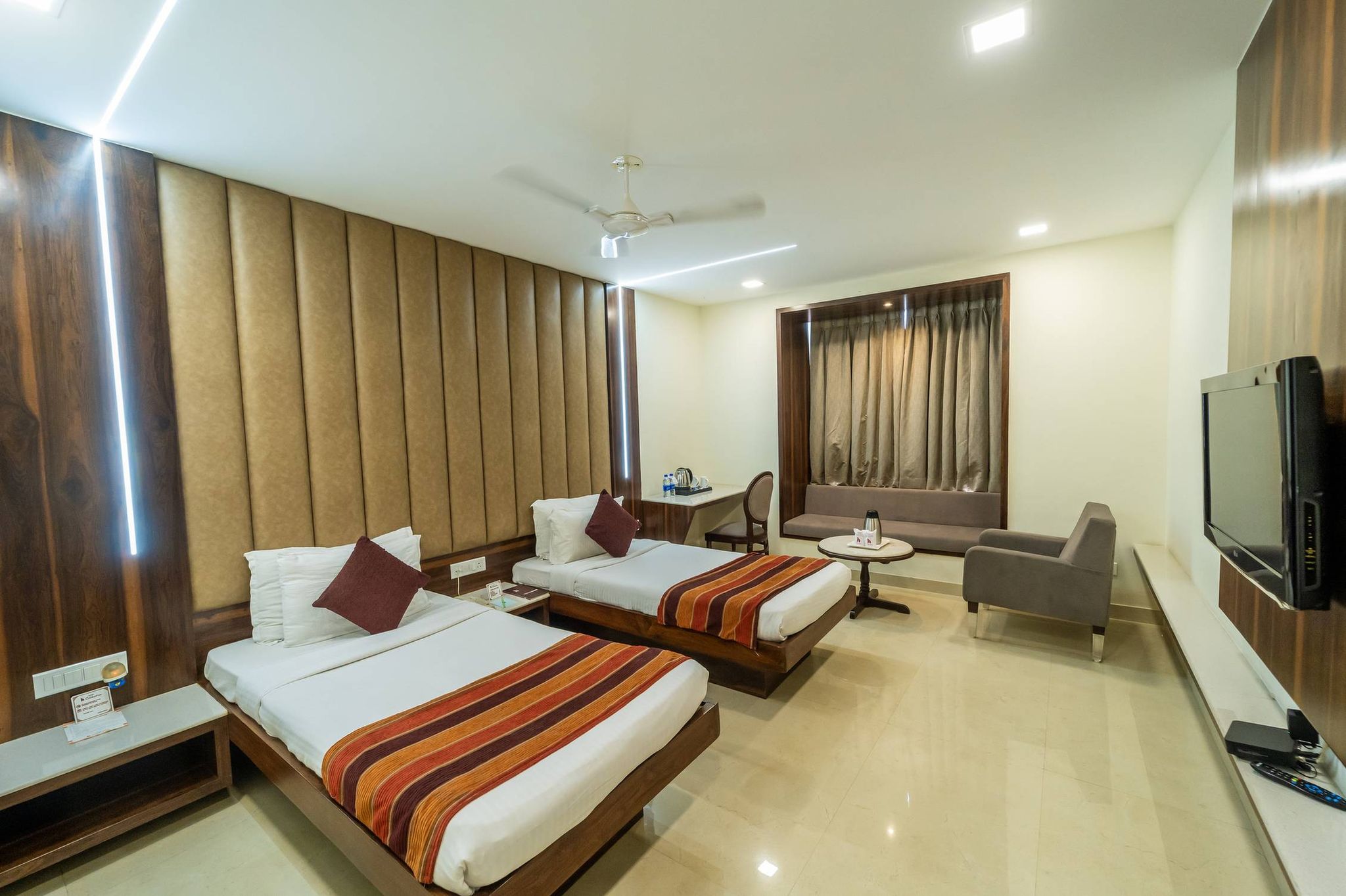 Hotel Celebration Executive Double Room 4