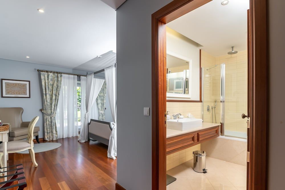 Rinoterra Minho Romantic Room with Balcony (Spa Access) 4