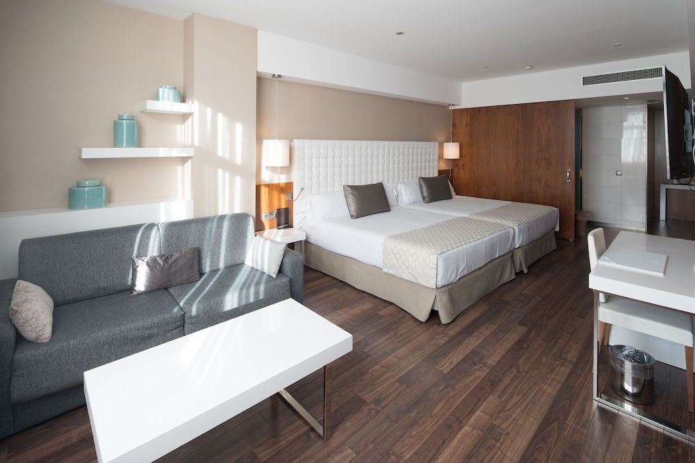 undefined Catalonia Ramblas 10