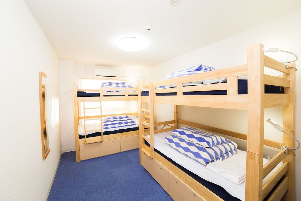Quadruple Private Room (2 Bunk Beds)