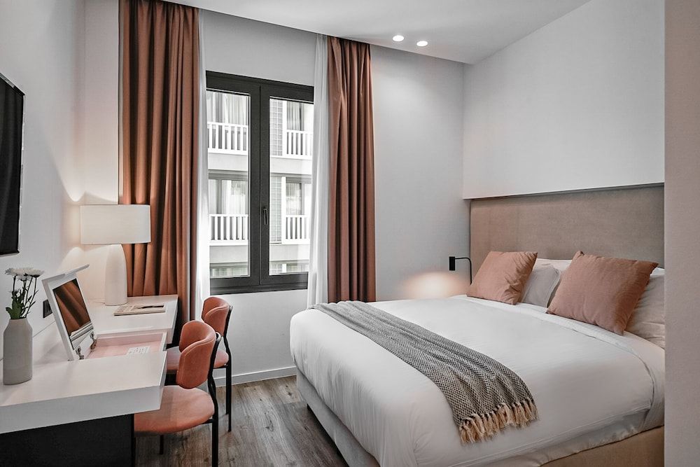 The Marblous Athens Standard Double Room 5