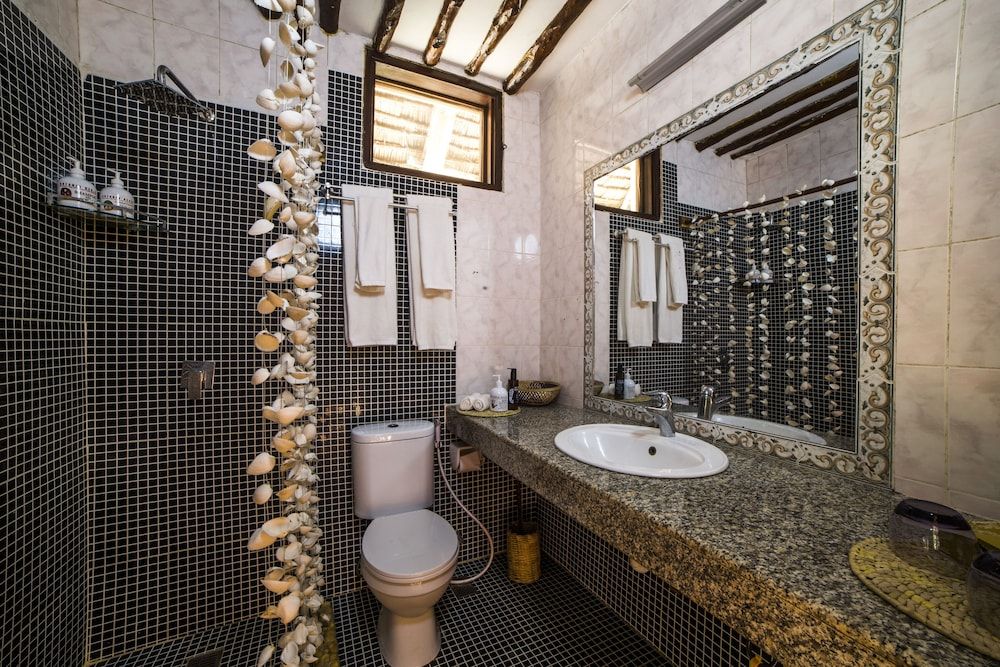 Antonio Beach Hotel and Spa Deluxe Double Room, Sea View 12