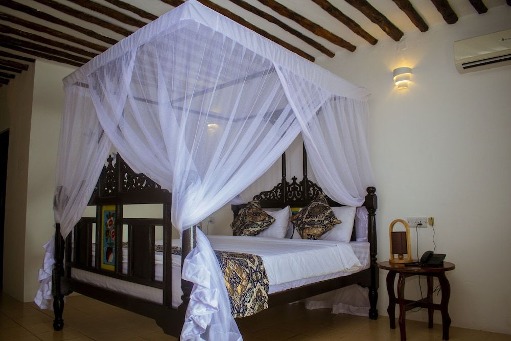 Antonio Beach Hotel and Spa Deluxe Double Room, Sea View 7