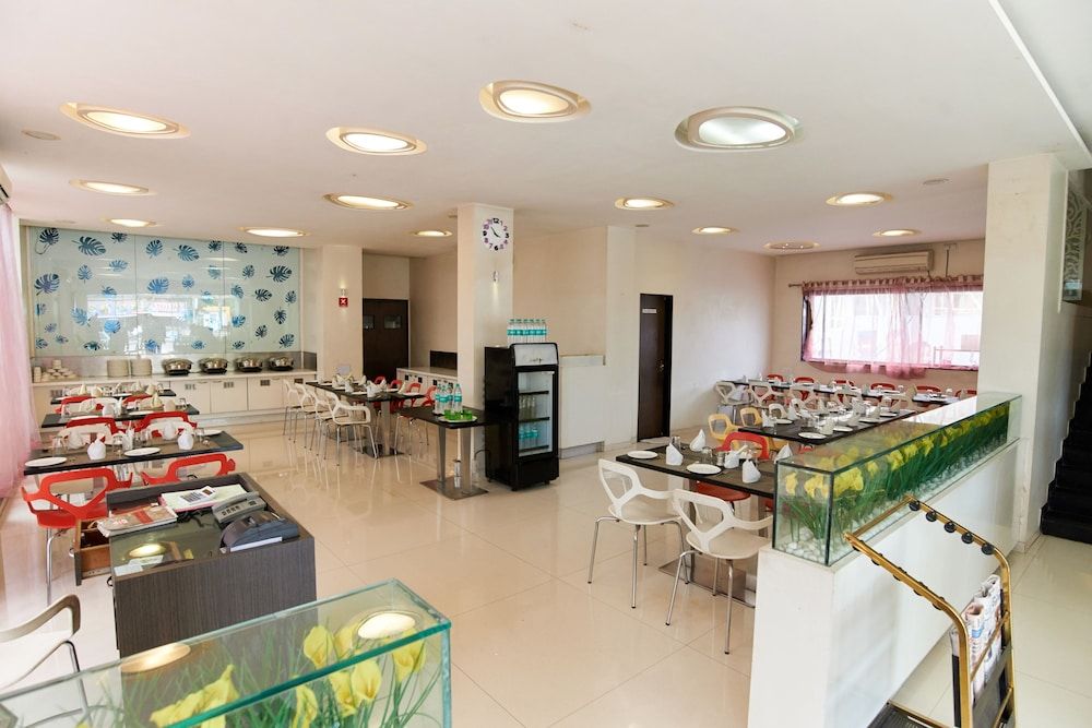 undefined Hotel Sai Mahal 5