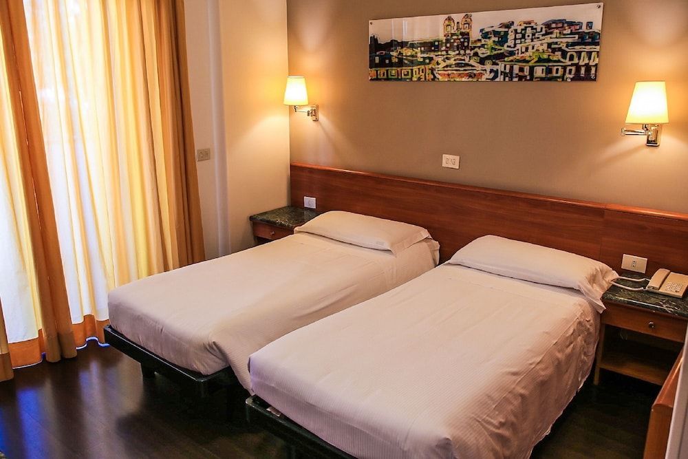Hotel Sisto V Double Room 5