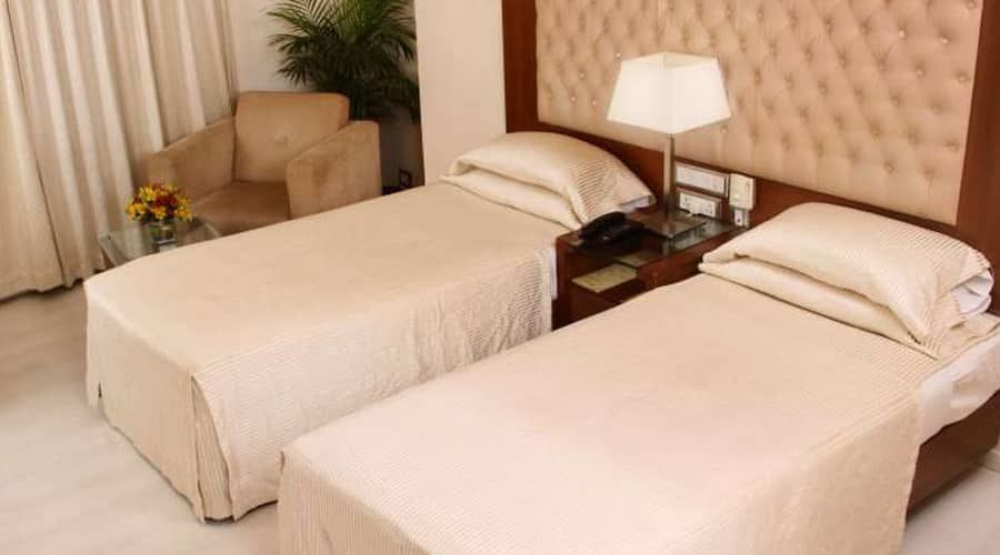 Deluxe Single Secret Deal