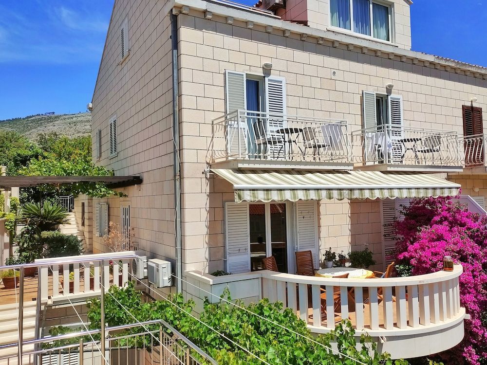 undefined Apartments Milka & Miho 5