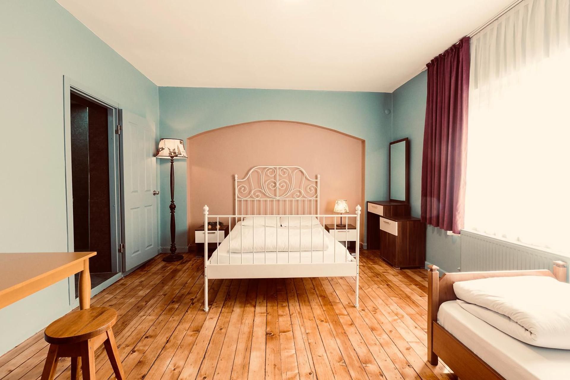 undefined Cheers Midtown Hostel 3