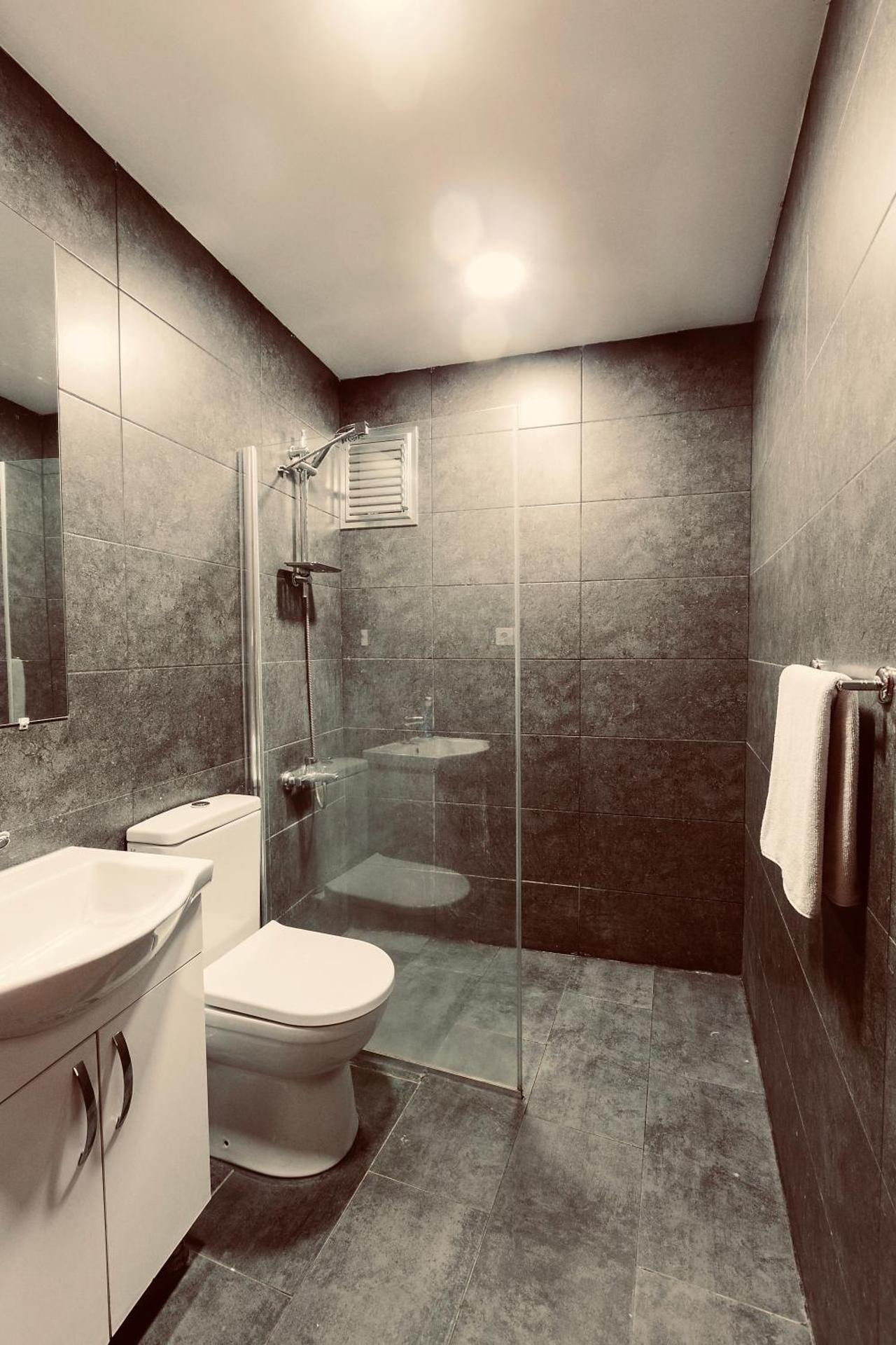 undefined Cheers Midtown Hostel 4