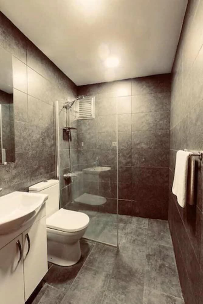 undefined Cheers Midtown Hostel 10