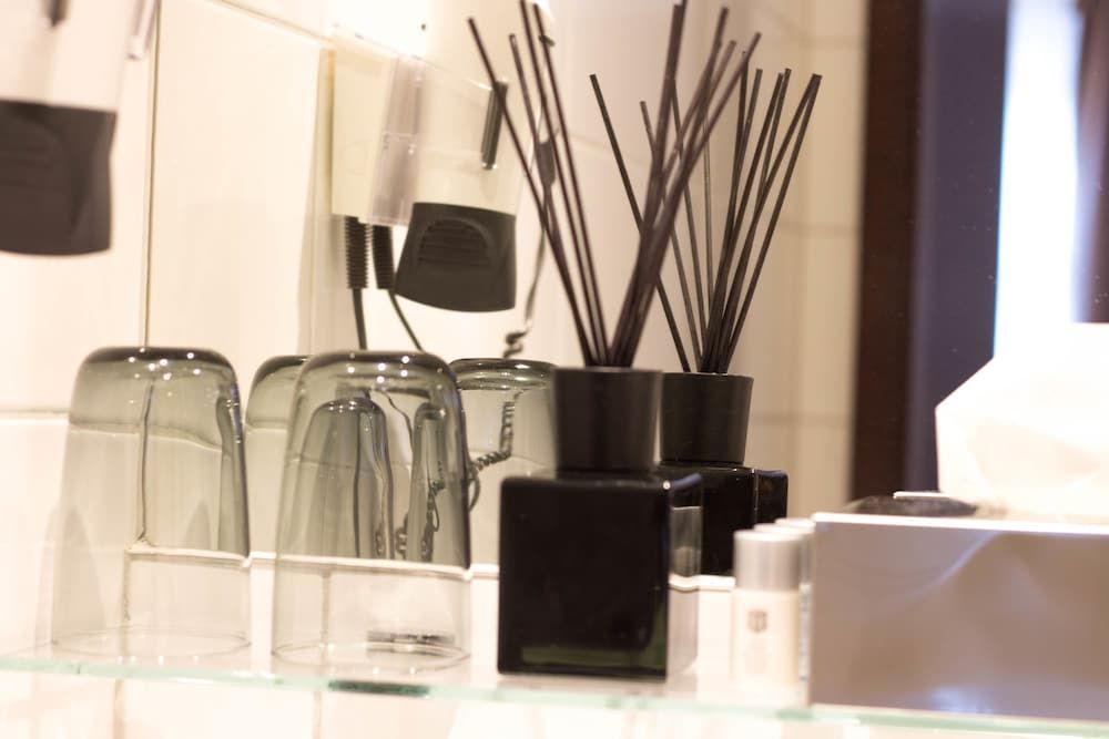 Hotel Delta am Potsdamer Platz Triple Room 16