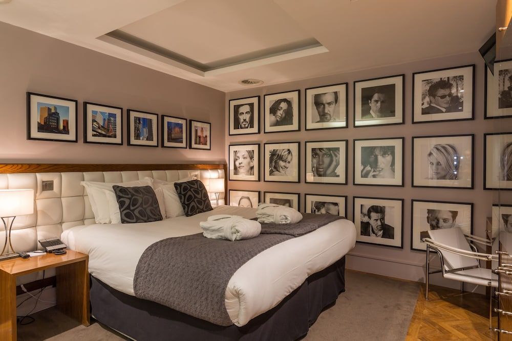 undefined Le Monde Hotel 4