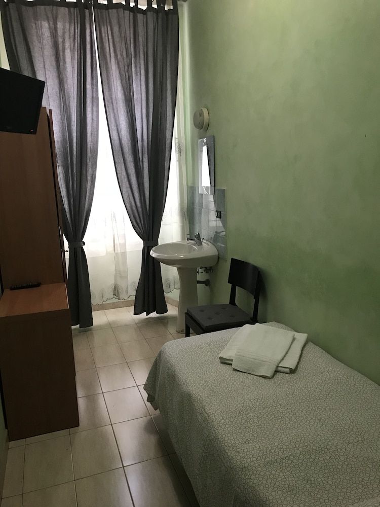 undefined Hotel Tokyo 9