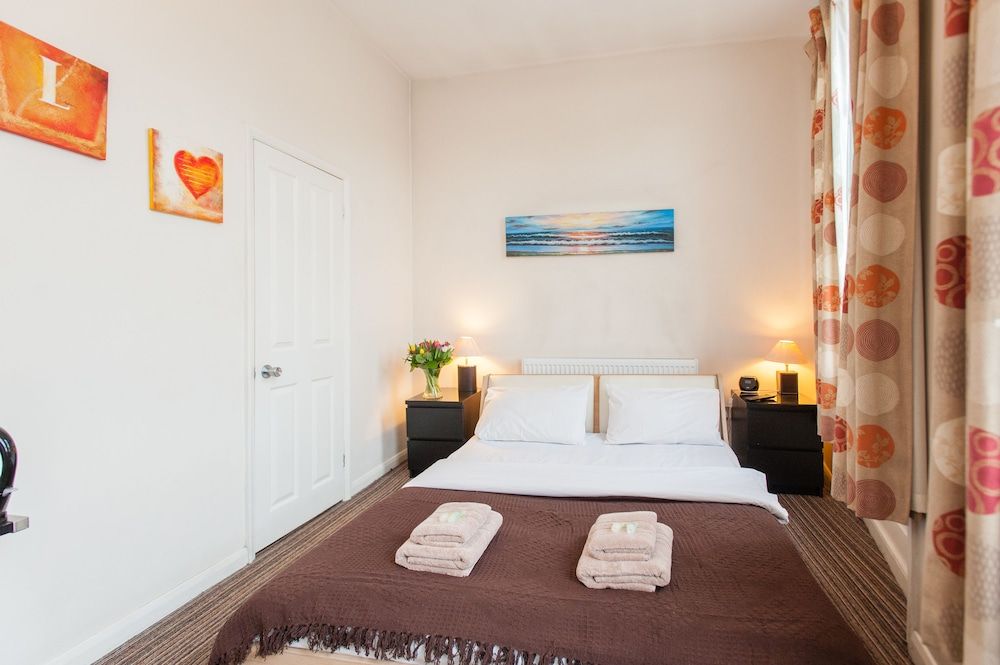 Double Room, 1 Double Bed