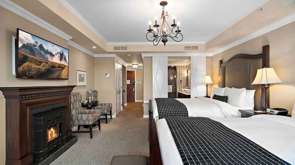 Guest Room, Residential View, Double Queen