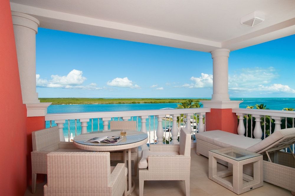 Blue Haven Resort - All Inclusive Suite, 1 Bedroom, Oceanfront