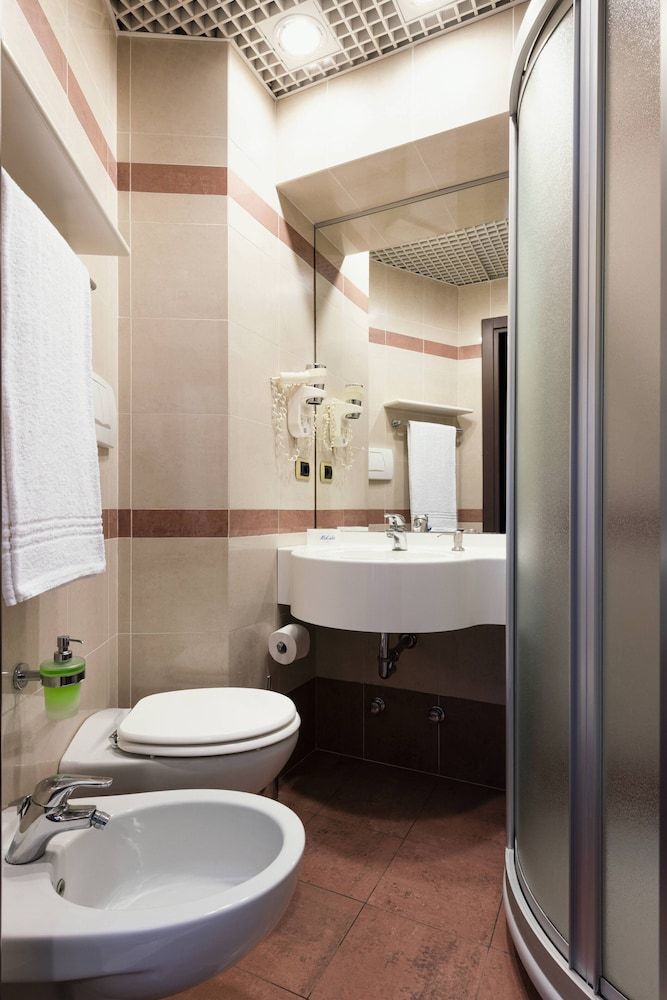 Mokinba Hotels Baviera Double or Twin Room 4