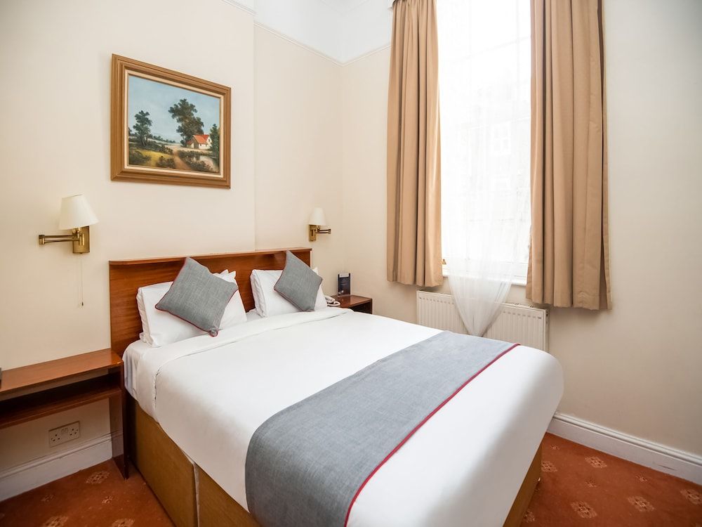 undefined St George Hotel 4