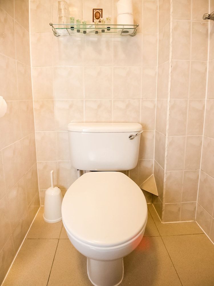 St George Hotel Standard Double Room 9