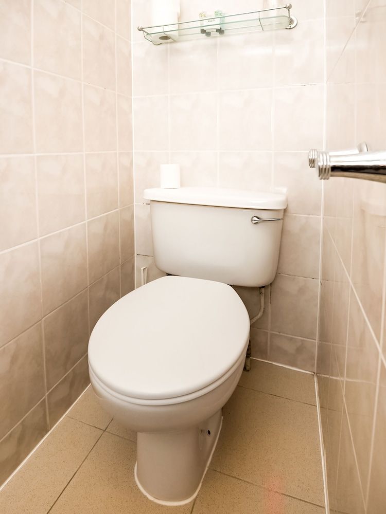 St George Hotel Standard Double Room 7