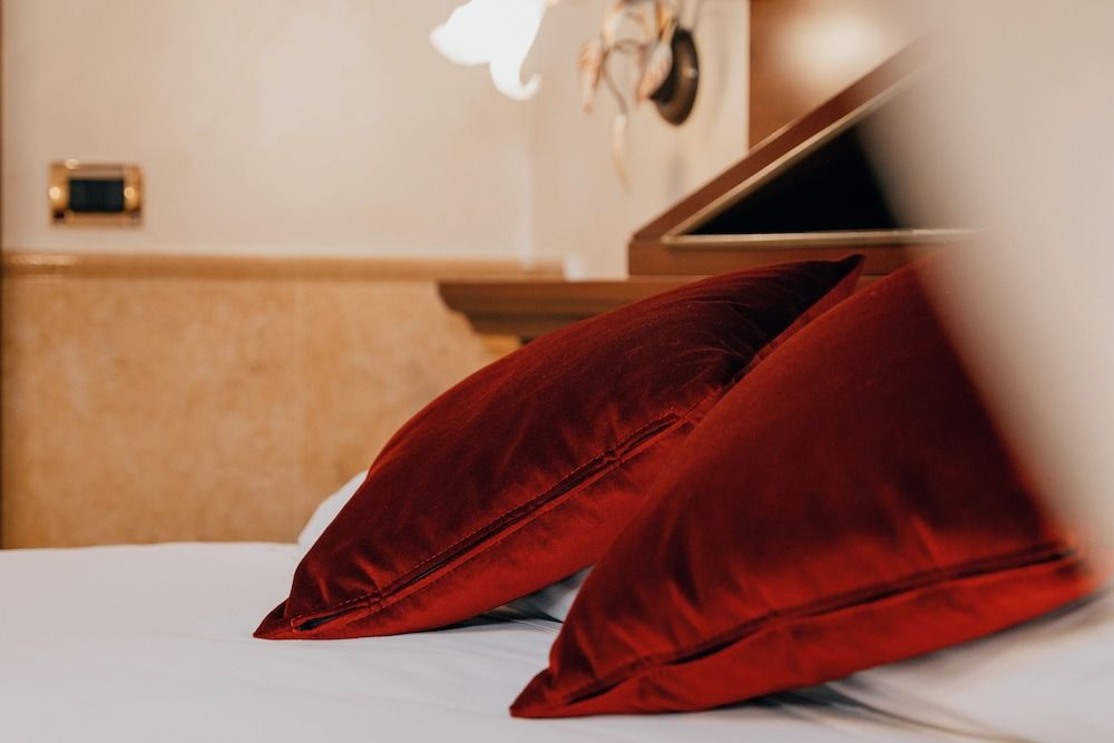undefined Hotel Pantheon 4