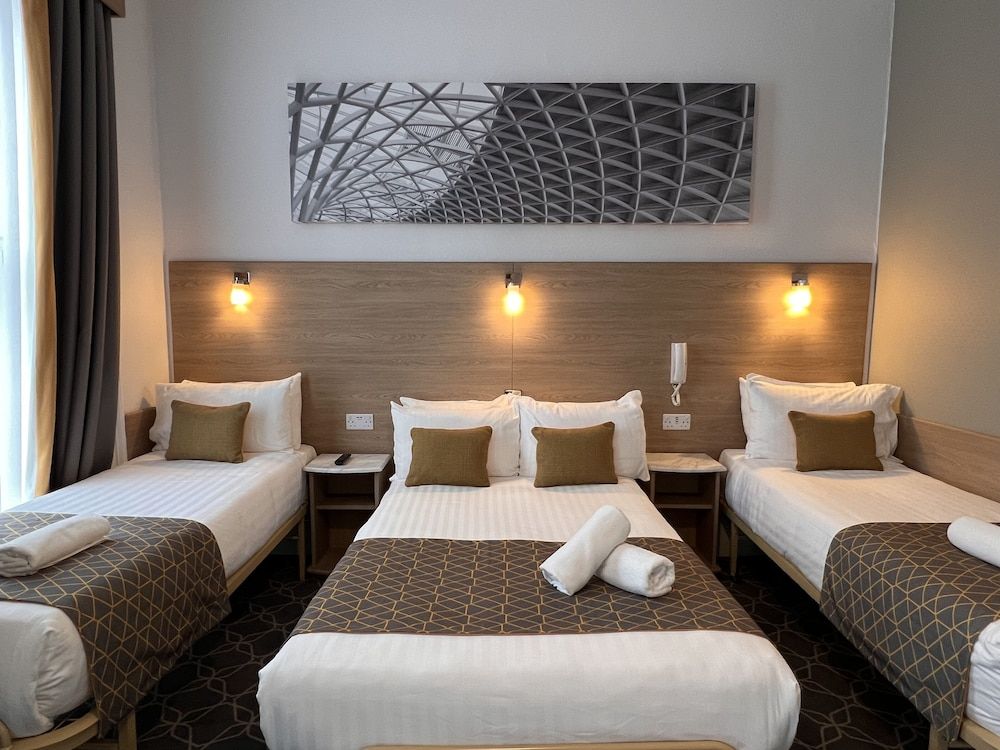 The Jesmond Dene – St Pancras Hotel Group Family Room with Private Bathroom