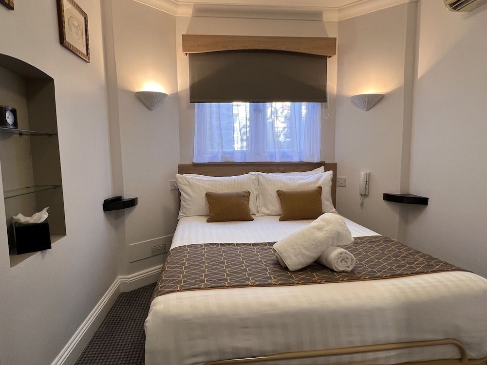 undefined The Jesmond Dene – St Pancras Hotel Group 6