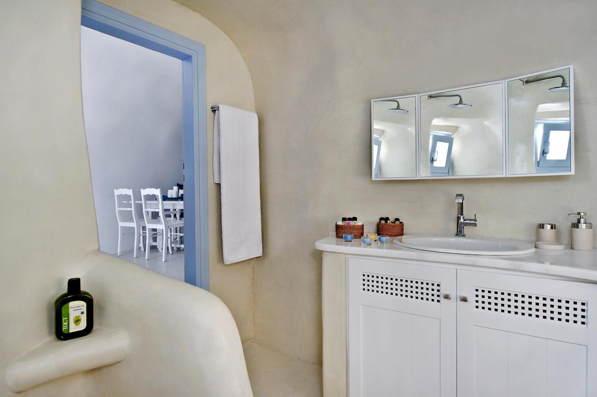 undefined Anemomilos Hotel 8