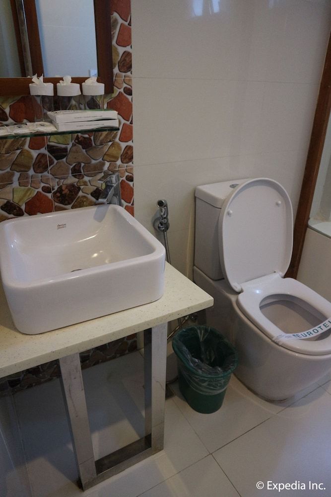 Eurotel Boracay Euro Suite 1 7