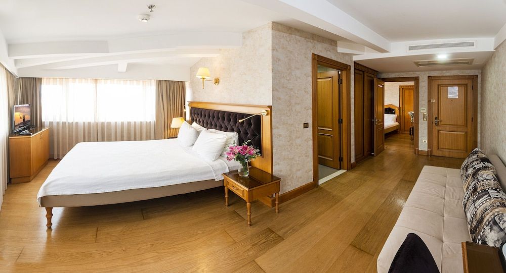 undefined Aprilis Hotel - Special class 10