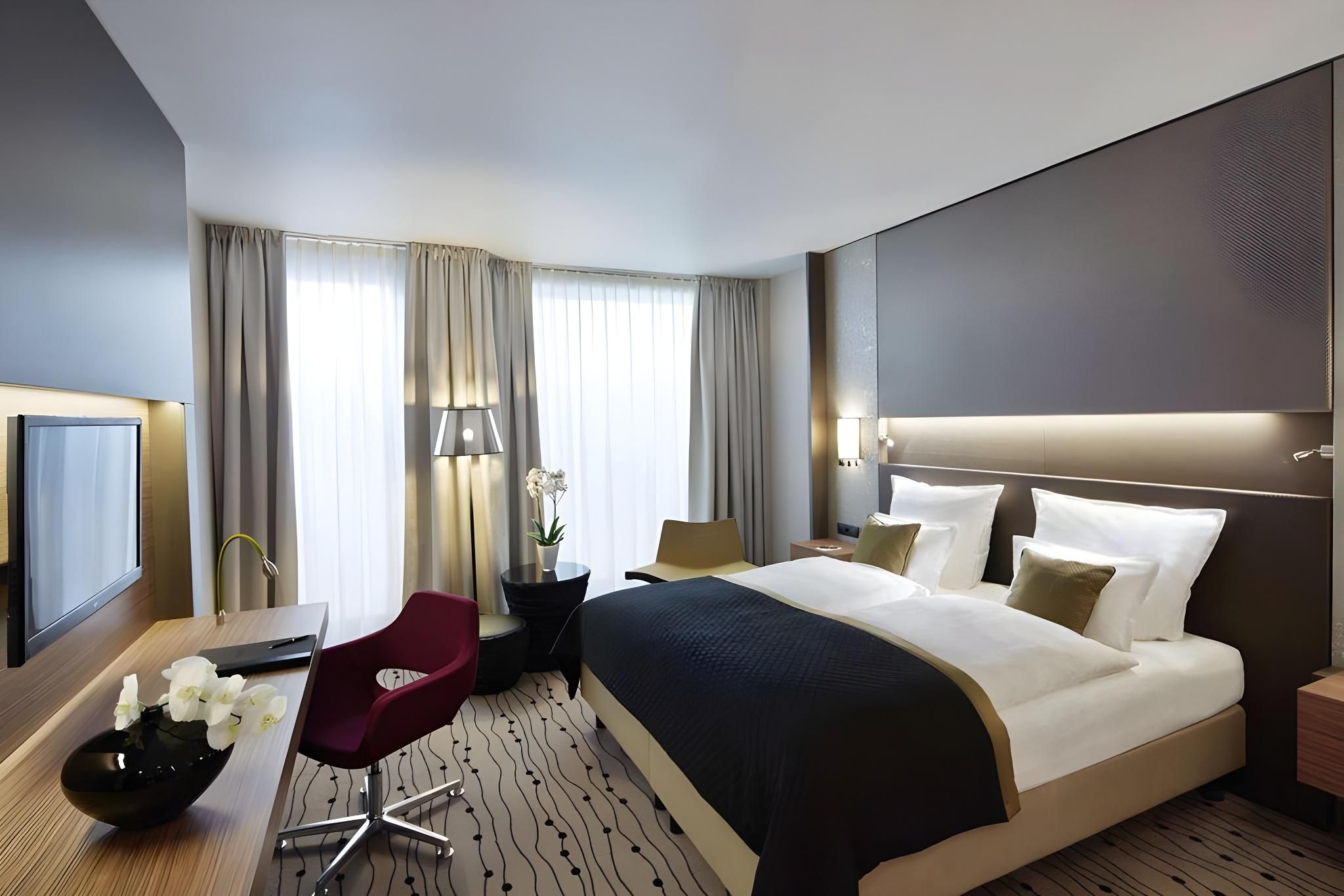 Superior Plus Room