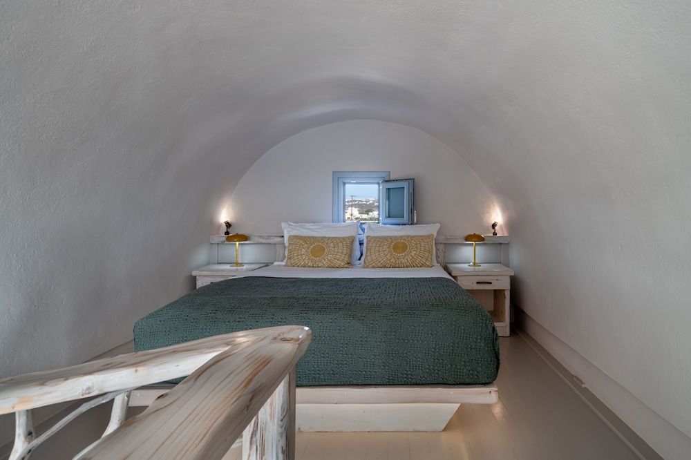 undefined Athermi Suites - Adults Only 2