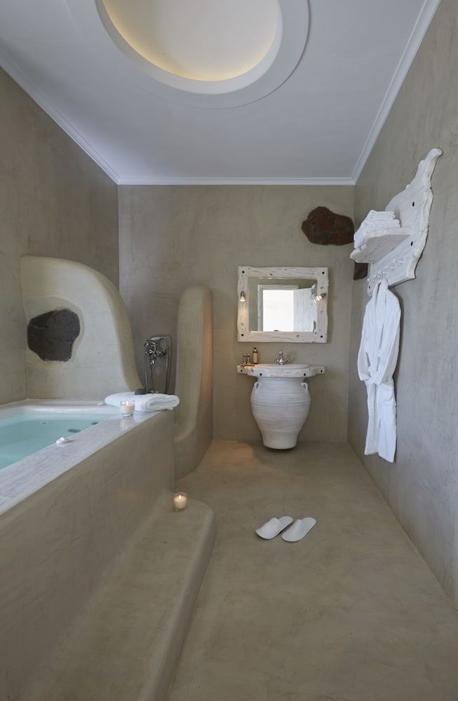 Athermi Suites - Adults Only Suite, Private Pool 2