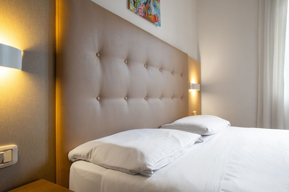 Classic Single Room
