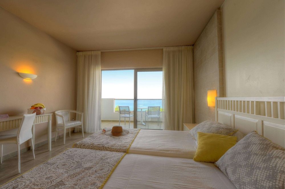 Family Room, Sea View (Superior)
