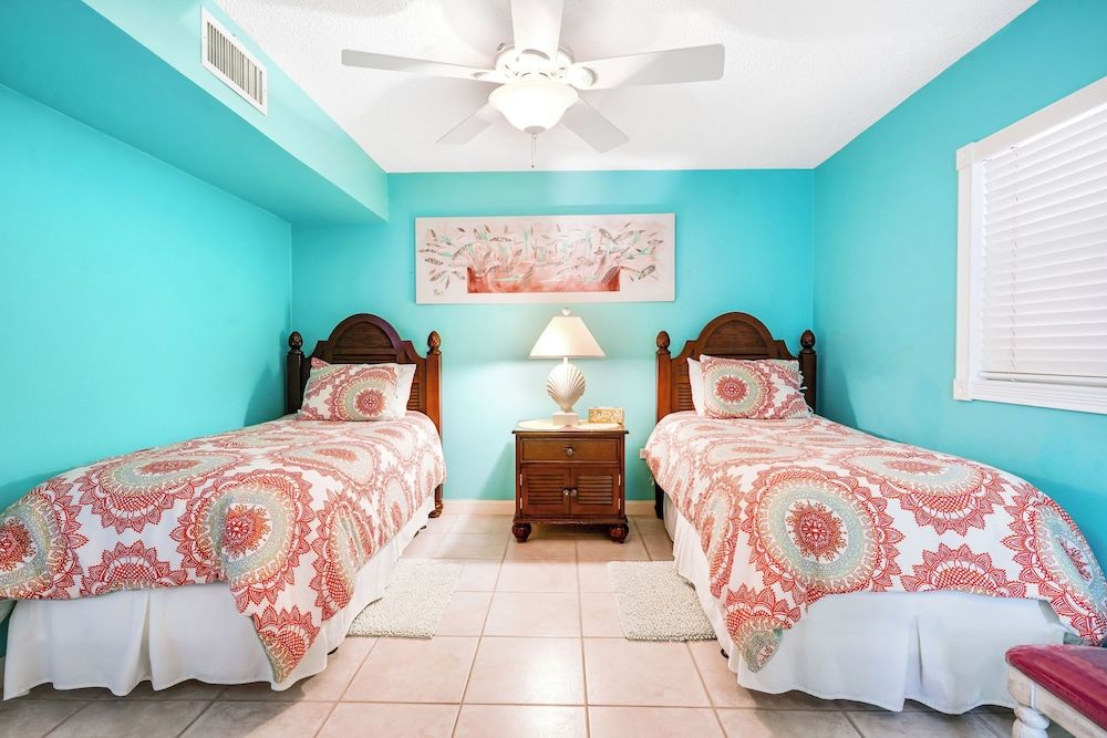 Condo 6, 2 Bedrooms, Ocean View