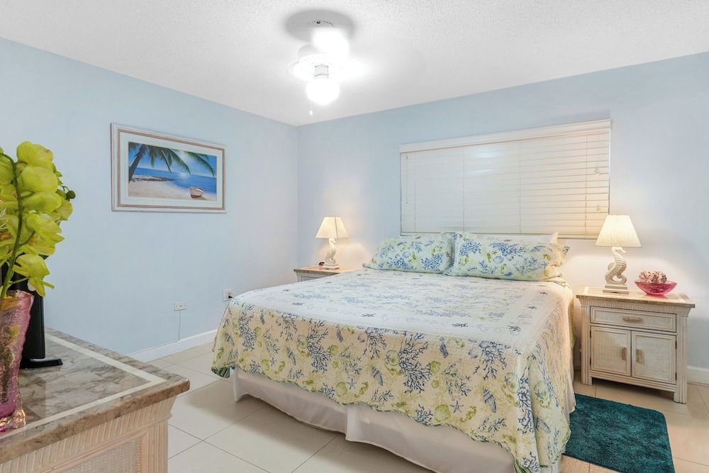 Condo 14, 2 Bedrooms, Ocean View