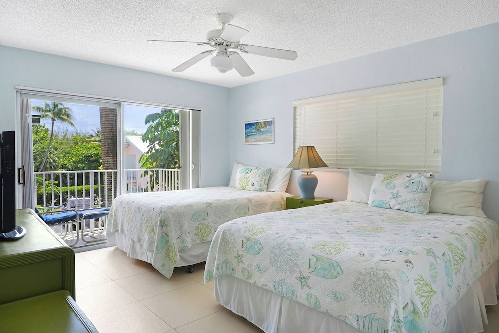 Condo 14, 2 Bedrooms, Ocean View