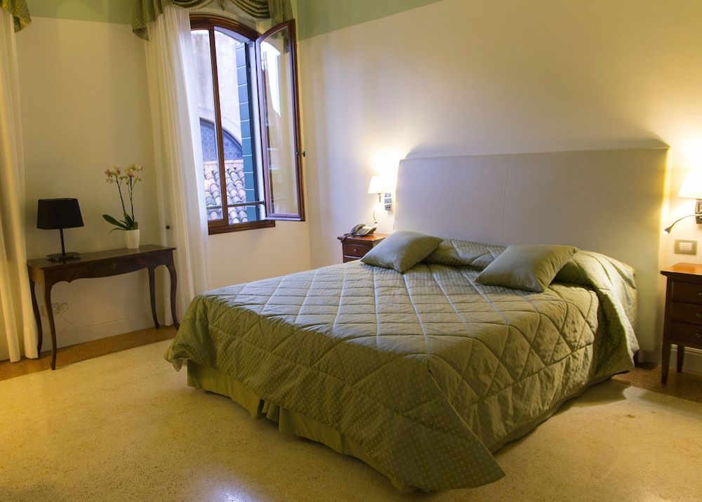 Hotel Sant'Antonin Superior Double Room 2