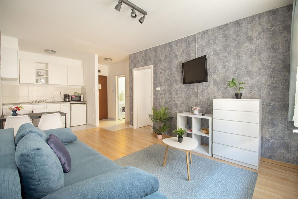 undefined Prince Apartments 4