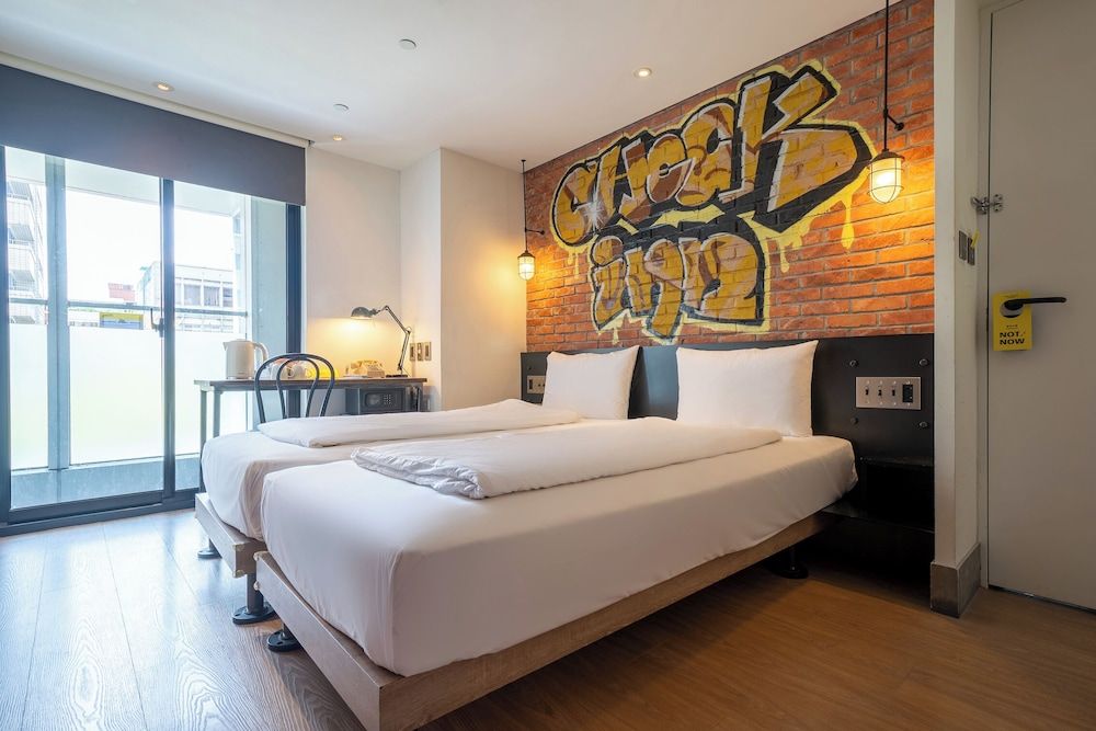 undefined CHECK inn Taipei Songjiang 4
