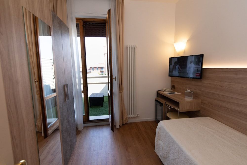 undefined Boutique Hotel Re Enzo 5