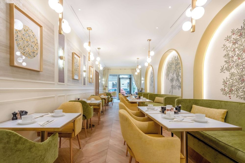 undefined Hôtel Claridge 9