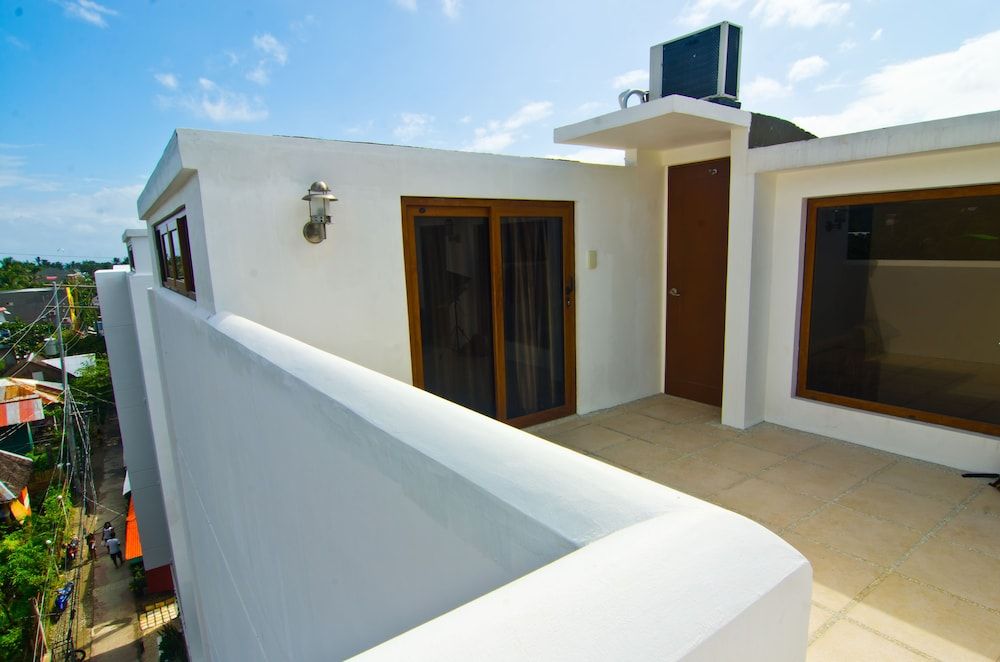 undefined Giulius Boracay Italian Resort 3