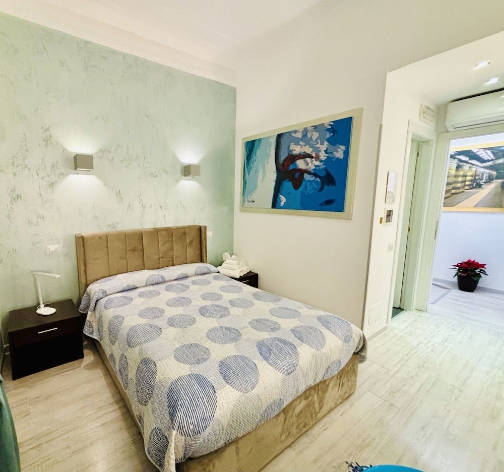 Chroma Tessera Double Room 14