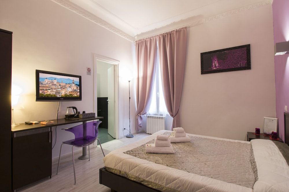 Chroma Tessera Double Room 35