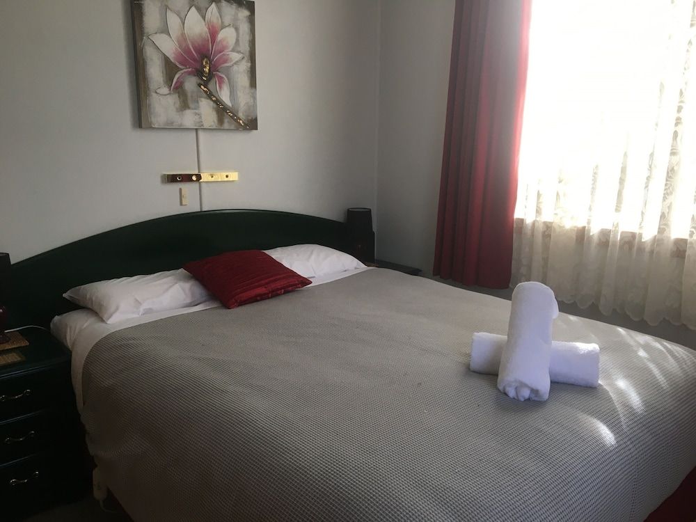 Standard 1 Bedroom Magnolia Apartment (Sharonlee)